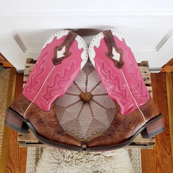 🌸AvaiLable🌸inQuire pLease🌸Vtg Pink ARIAT Crossfire Caliente Cowgirl Boots - Picture 7 of 16